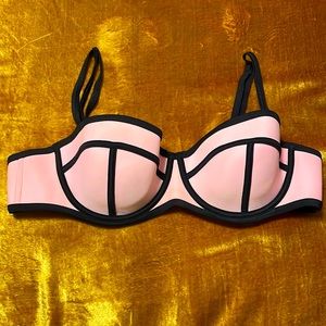 Triangl XL Pink Bikini Top